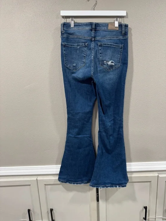 BKE Parker Super Flare High Rise Jean 27x 31 1/2 - Picture 6 of 13